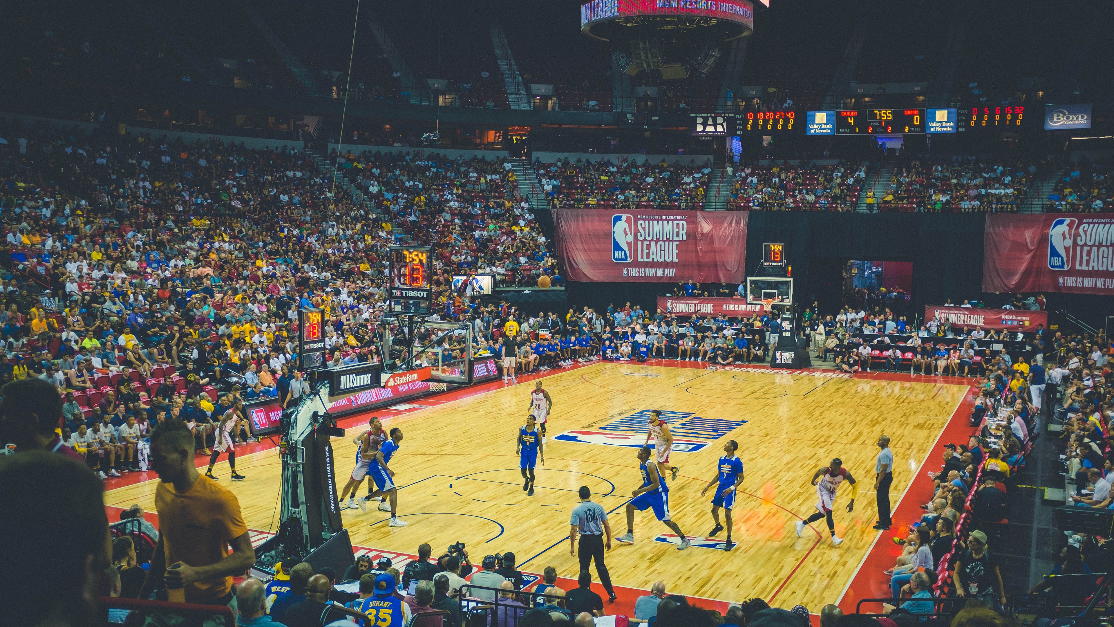 开云世界杯2026-班凯罗闪耀全场，太阳大胜上海，新星崛起成绝对焦点