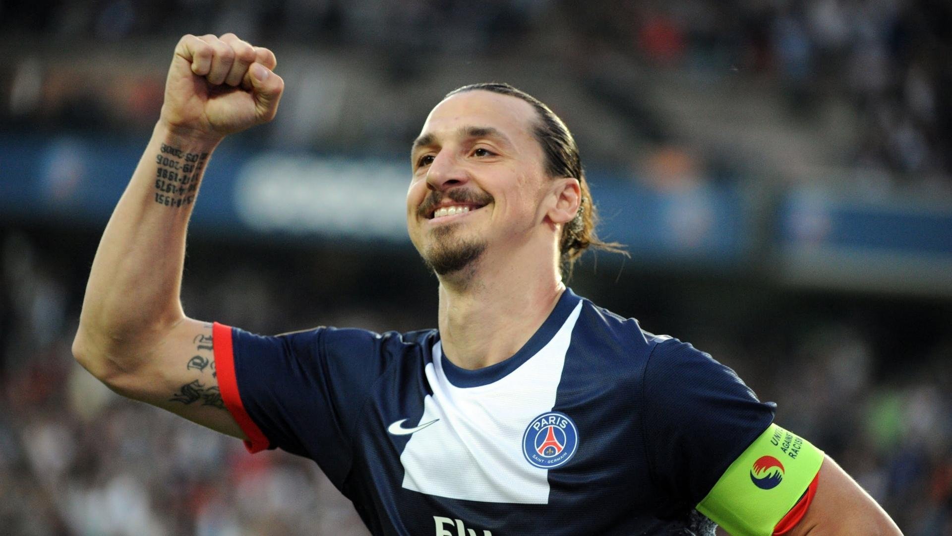 开云体育官网-独造三球+复仇之夜！弗拉霍维奇诠释锋线真核，尤文图斯重返争冠轨道